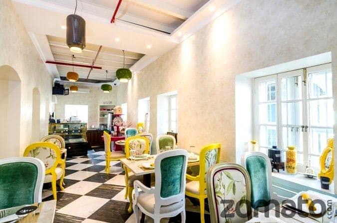 The Corner Courtyard