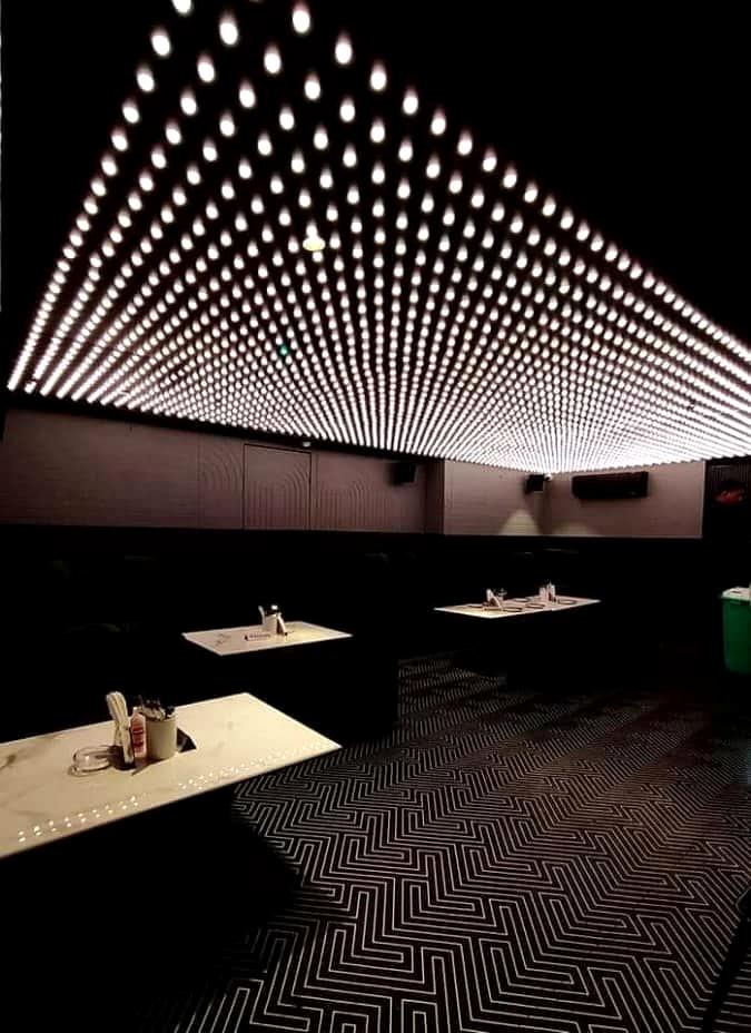 Light Room Bar & Kitchen