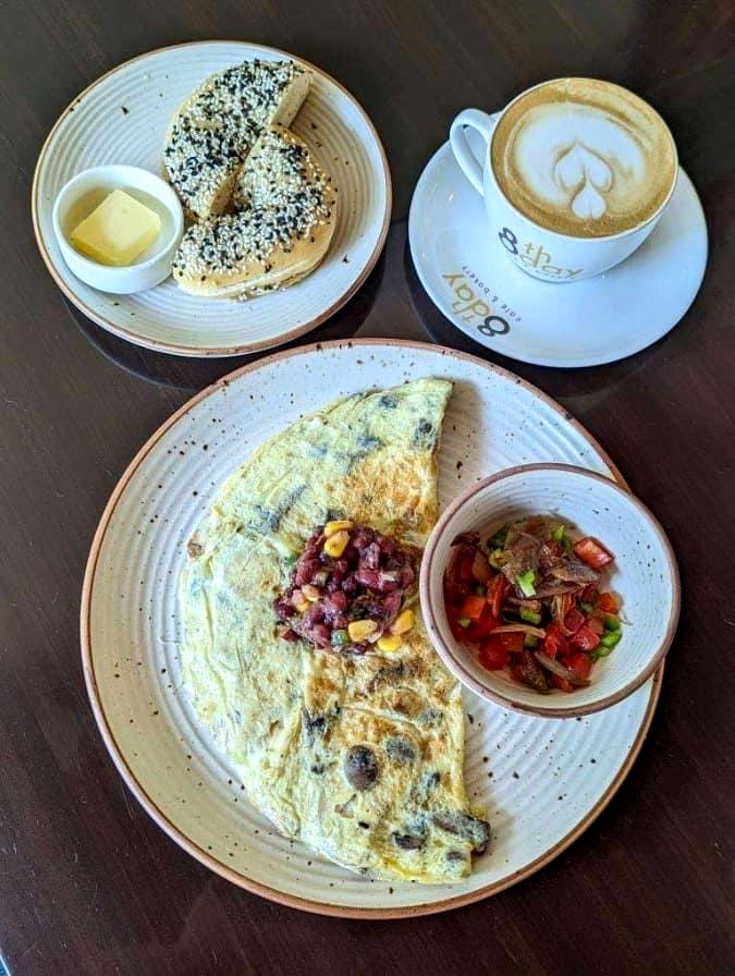 8th Day Cafe & Bakery