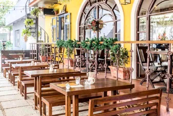 1 BHK - Brew House Kitchen