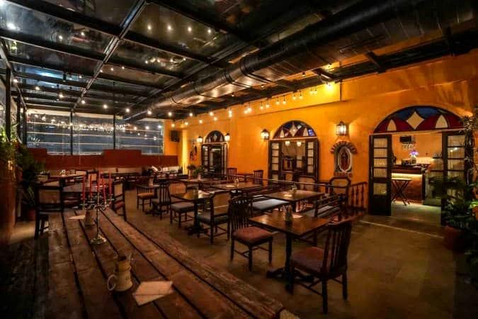 1 BHK - Bar House Kitchen