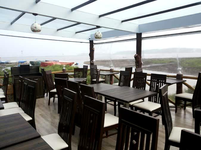 Farmhouse Sea N Sand