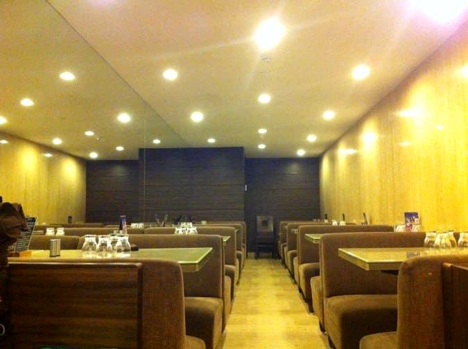 Status Veg Restaurant