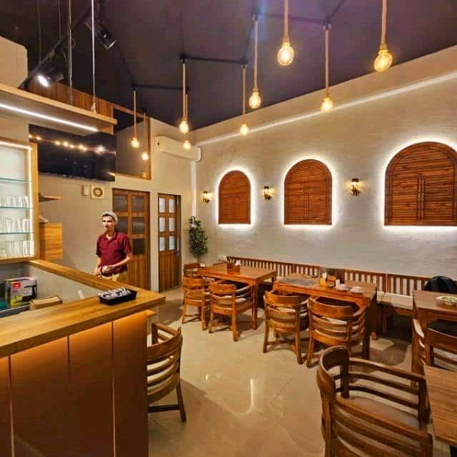 Bonfire Multicuisine Restro Cafe