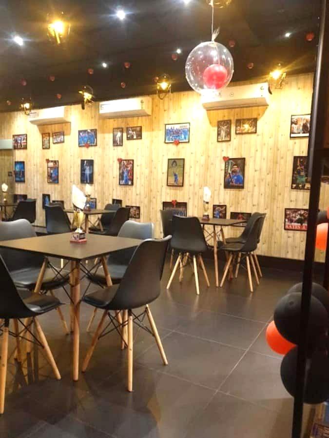 Googly "All Abt Cricket N Food"