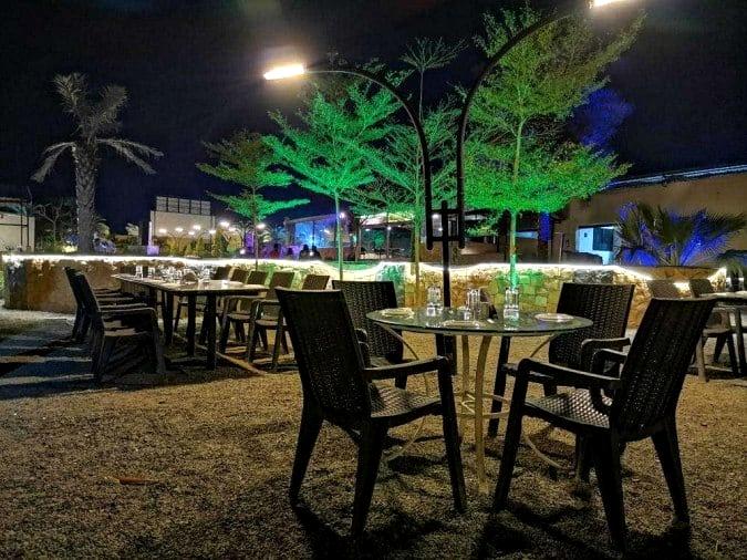 The Atmosphere - Highway Hangout