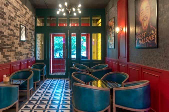 Esco Bar And Cafe Lounge