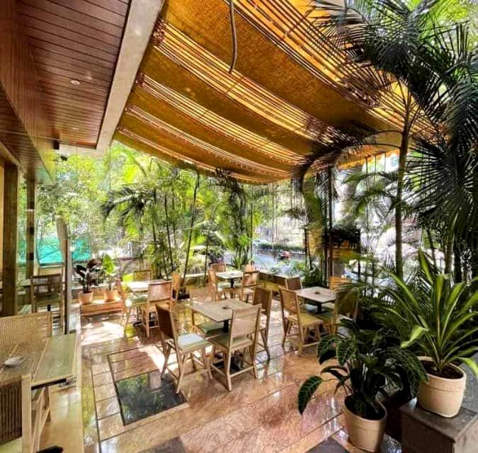 Azul - Brews & Bites